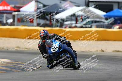 media/Apr-09-2022-SoCal Trackdays (Sat) [[c9e19a26ab]]/Turn 2 (1140am)/